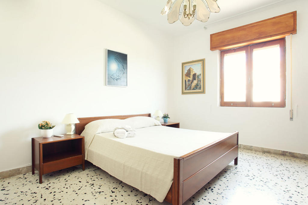 App.Ti Scala Dei Turchi Tetide Apartment Porto Empedocle Room photo